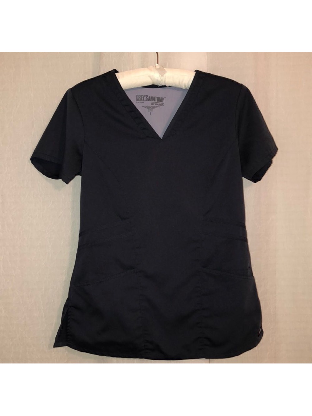 Greyâs Anatomy S Charcoal Gray V Neck Three Pocket Scrub Top